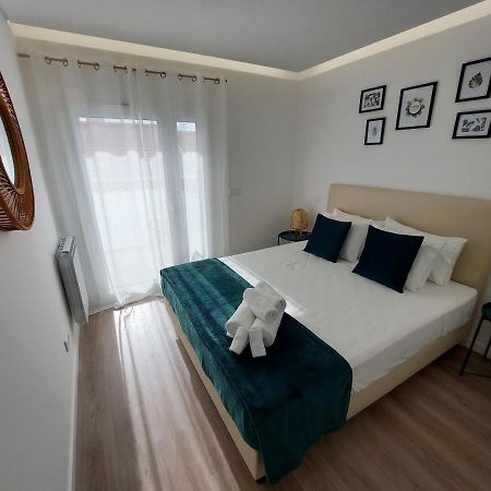 Beach Life Apartment, New, Elegant And Cozy Nazaré Eksteriør billede